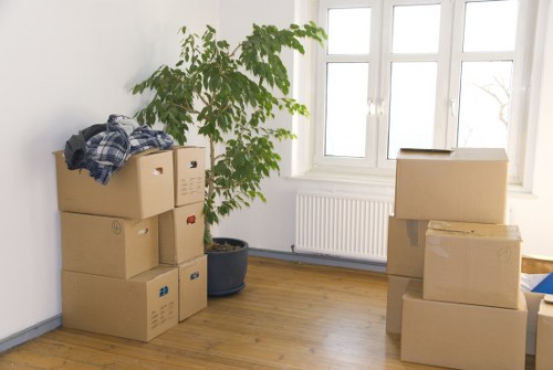 Domestic moving support for homes and flats