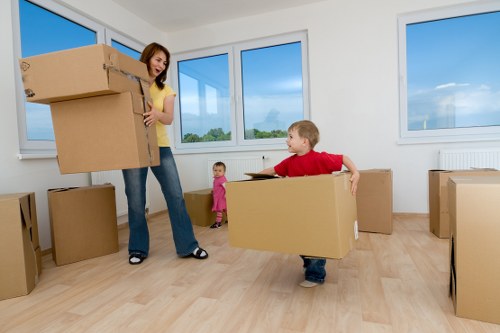 East London house moving service for residential and commercial customers